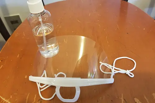 フェイスガード