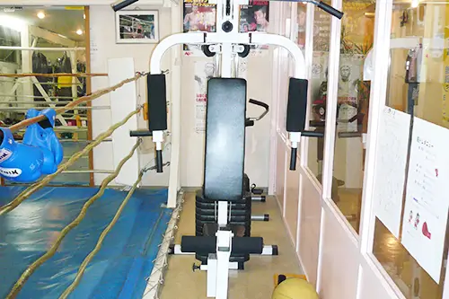 筋トレマシーン