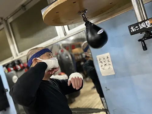 パンチングボール