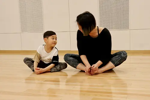 親子会員のストレッチイメージ